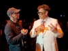 Dan Aykroyd nel ruolo del potente manager di Liberace, qui col regista